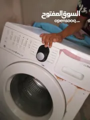  1 غساله شغله ميه ميه بس بدها بودي