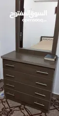  4 غرفة نوم شباب او بنات للبيع