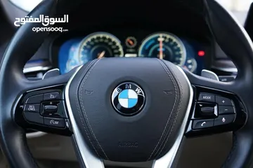  13 BMW530e موديل 2017