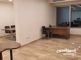  6 مكتب تجاري للبيع – شارع مكة – موقع مميز  يصلح لجميع الانشطة التجارية