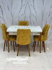  17 طاولة طعام 4 و 6 كرسي متوفر للبيع