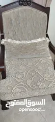  4 طقم ضيوف كنب خشب سويد اسفنج دانلوب ضغط اصلي بحاله الوكاله مرتب جدا وفخم لون طحيني وبيج