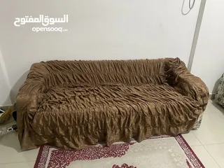  7 2 كنبه للبيع بحاله جيده