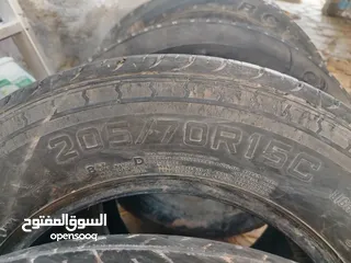  3 6فردات كوشوك مستعمل بحاله ممتازه 205 /70/ 15قياس