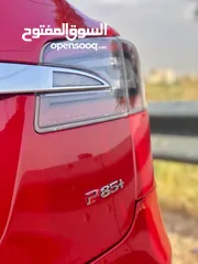  8 Tesla Model S  P85+