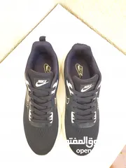  2 بوط نايك جديد لون كحلي