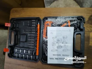  4 اترابينو كهربائي مع 2 بطاريه 12v  مع شحن سريع(كميه محدوده)