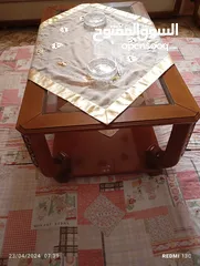  1 للبيع طاولة سفرة 1 و طاولة مربع 2