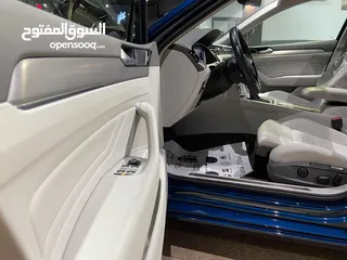  8 VW PASSAT B8 2021 بنوراما / كاملة الإضافات