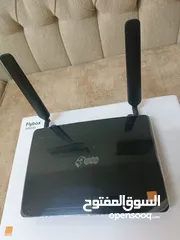  6 راوترين +4G جداد بحالة الوكالة للبيع بسعر مغري