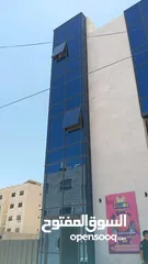  1 مخازن ومكاتب تجاريه للإيجار في أقوى شارع تجاري في الزرقاء الجديده شارع الكرامه (الوينك)