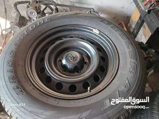  1 مطلوب طقم جنطات حديد تويوتا 6براغي هايلوكس