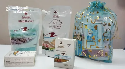  1 بكج منتجات البحر الميت الطبيعيه مكون من 4 قطع طينه البحر املاح البحر صابون البحر بكج هديه هدايا هدية