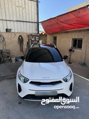  2 كيا ستونيك 2018 فل الفل  الدفع فقط كاااش