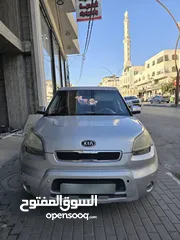  2 كيا سول 2011 ترخيص وتأمين لأخر السنه للبيع او للبدل