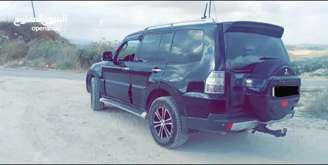  4 ميتسوبيشي باجيرو 2008
