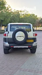  5 FJ CRUISER 2014  وكالة عمان