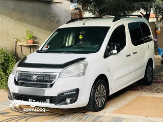  5 بيجو بارتنار