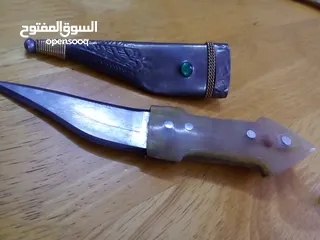  1 خناجر انتيكه عدد 4 الواحد 25