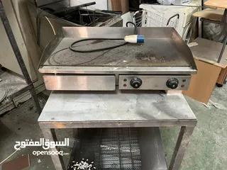  7 عده مطعم شاورما مستعمله بوضع ممتاز و سعر حرق