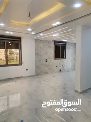  7 شقق فاخره 205م+170م للبيع على شارع البترا شرق اربد مول قراند مقابل بيت البن البرازيلي