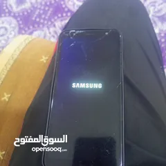  2 سامسونج J4 شغال ميه ميه حق تلفون كبسات