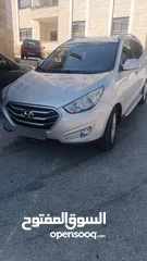  4 هونداي توسان