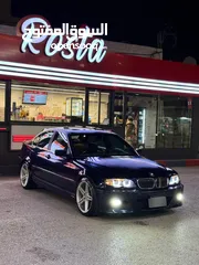 4 BMW 
موديل 2004