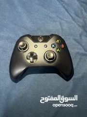  1 يد اكس بوكس اسود