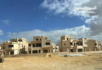  6 للبيع تاون هاوس في هايد بارك اكتوبر قسط 8 سنوات امام نادى الجزيرة townhouse for sale in Tawny, Hyde