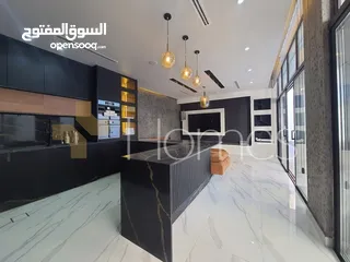  2 فيلا مفروشة مع مسبح للبيع في طريق المطار مساحة بناء 450م