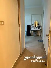  14 شقة طابق اخير مع روف بإطلالة مفتوحة في منطقة الكرسي للبيع من المالك مباشرة