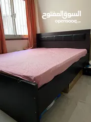  4 King Size Bed with Mattress in gud condition