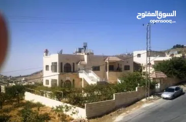  1 فيلا 500م على قطعة ارض (3,450م) 3دونم ونصف تقريبا مغاريب السلط ذات اطلالة مميزة جدا