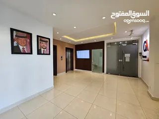  2 مكتب 135م جاهز للإيجار في منطقة حيوية ما بين الدوار الرابع و الشميساني و العبدلي