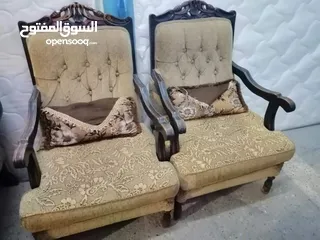  3 طقم كنب 7 مقاعد خشب زان صولد بحاله ممتازه جدا