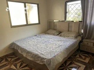  1 غرفه نوم تخت مجوز مع خزانه 3 درفات مع تسريحه بدون مرآة