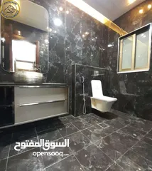  3 شقة أرضية طابقية فاخرة للبيع في الصويفية 405م مع حديقة وترسات 180م تشطيب سوبر ديلوكس