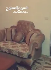 1 كنب ضخم وفخم