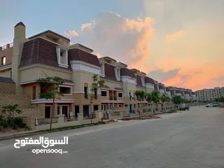  1 للبيع S villa بسعر لقطة بكمبوند سراي Sarai طريق السويس بالتقسيط علي 12 سنة