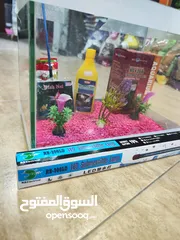  1 حوض سمك مجهز بالكامل ، احجار انارة لد + شبكة صيد + انتي كلور + اكل+ فلتر+ عشب المقاسات بالوصف