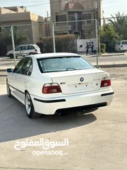  2 BMW 544 1999