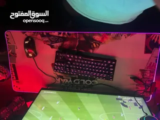 7 Mouse pad rgb للبيع استعمال يوم واحد بس