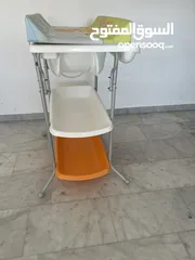  4 ستاند حمام مع فرشة غيار للأطفال