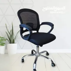  1 كرسي مكتب قاعدة كروم يحمل وزن عالي جك هيدروليك فقط 25دينار بالوان مميزه