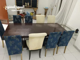  5 غرفة سفره مع كراسي