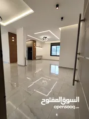  2 شقة فخمة للبيع – الطيرة / امتداد شارع المطل