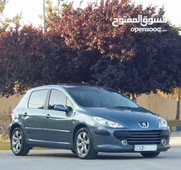  5 بيجو 307 موديل 2007 فل مع فتحة وفحص كامل للبيع