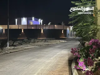 19 شاليه للإيجار اليومي بناء حديث وأثاث جديد وموقع مميز بافضل الأسعار من  (فيلا نايا اليوسفي )