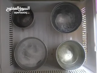  4 ثلاجه للبيع شغاله ونظيفه